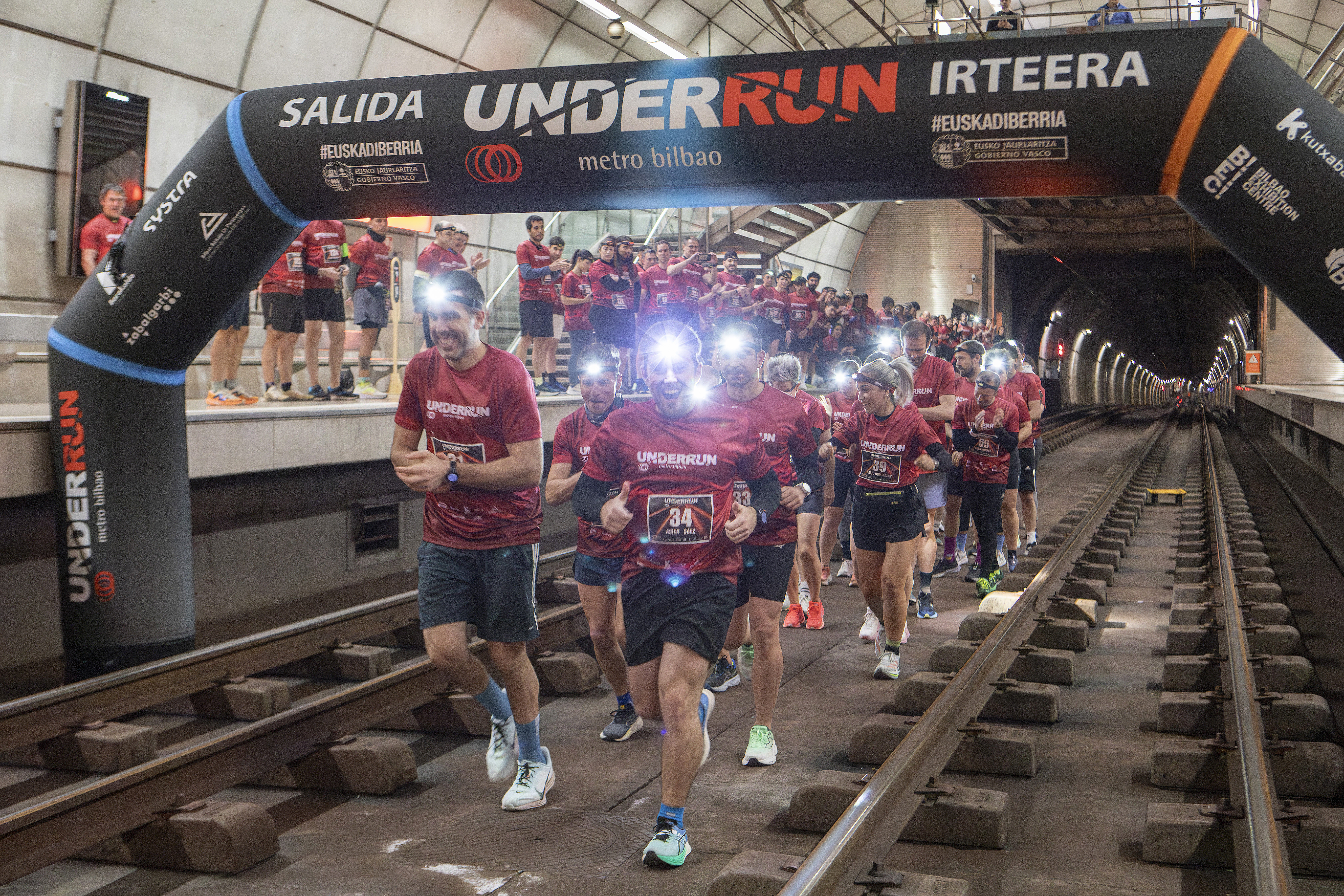 La tercera Underrun celebra el 30  aniversario de Metro Bilbao con dos  distancias y más de 250 participantes 